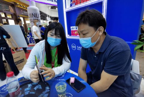 客戶眼里的三生印象 產(chǎn)品與服務(wù)贏得業(yè)界交口稱贊——南昌畜博會(huì)隨訪寧波三生河南省代理商高學(xué)軍總經(jīng)理